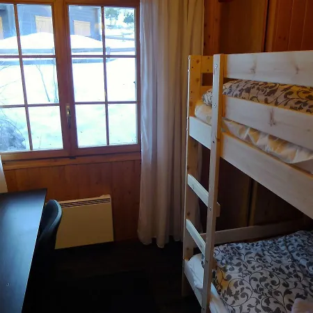 Chalet Ecureuil 4 בקתה ננדה